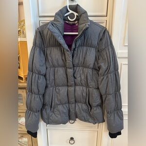Athleta Women's Gray Puffer Jacket with detachable sleeves